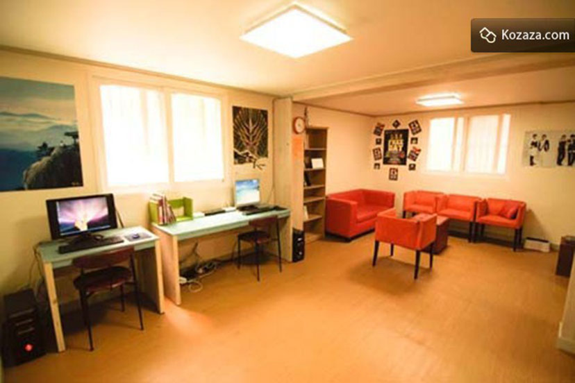 [kozaza stay] Kimchee Guesthouse @Hondae, Seoul