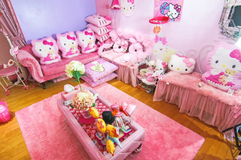 KOZAZA’s Special Guesthouse in Hongdae #1. Strawberry Pink Guesthouse