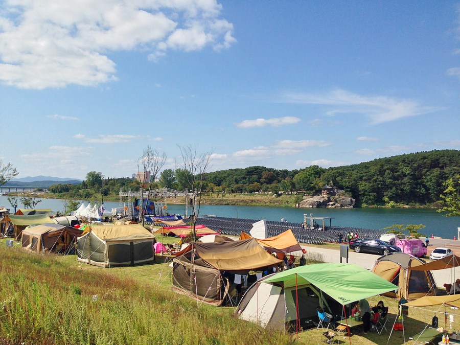 [KOZAZA PICKS] 여주 남한강을 바라보며 즐기는 여유, 고아웃 게스트하우스